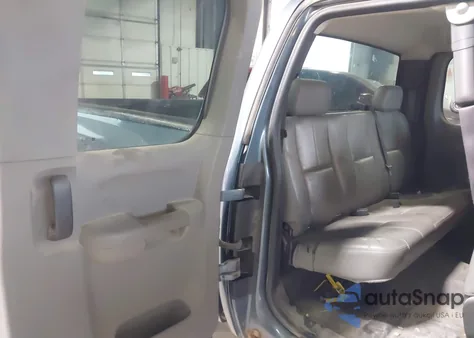 2007 Chevrolet Silverado 1500 Work Truck z USA, uszkodzony, nr VIN 2GCEC19CX71565323